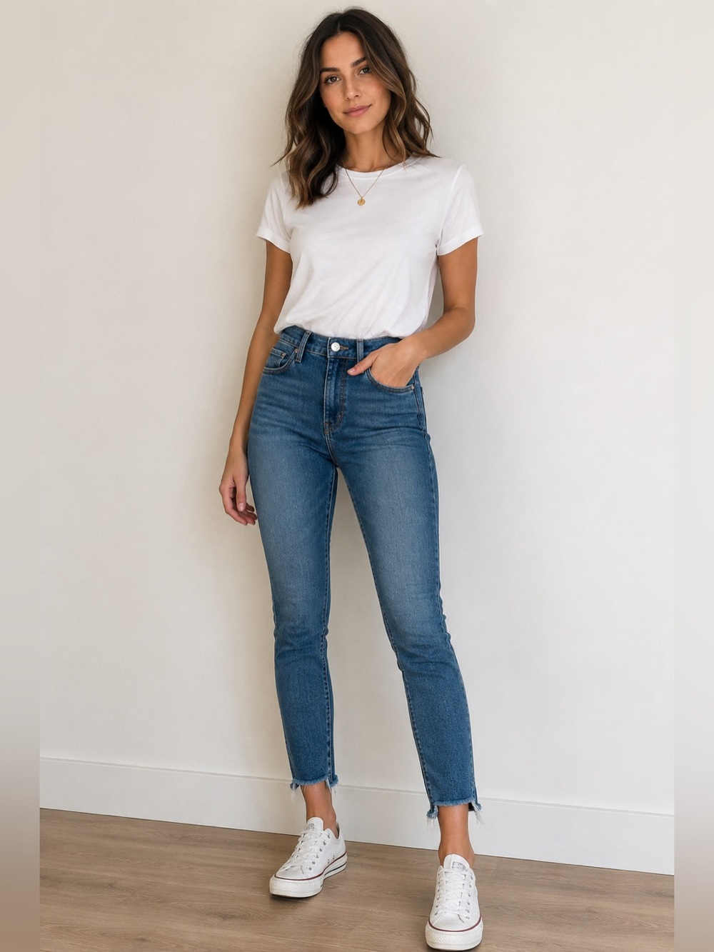 Levi’s Wedgie Skinny High Rise Fray Hem Medium Wash Button Fly Jeans Size 29”